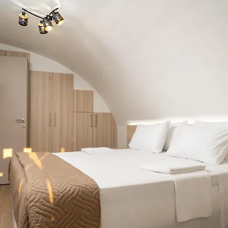 Edel Villa Hriszí Aktí Haniá